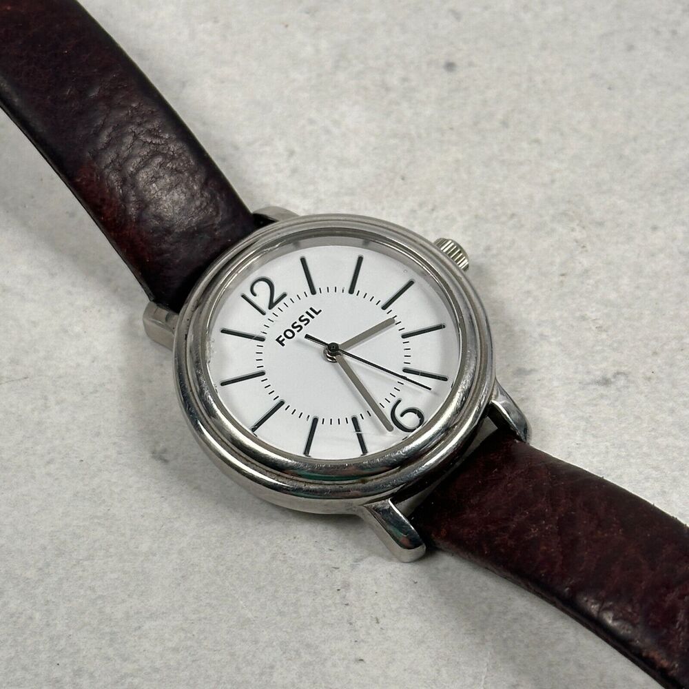 Fossil Watch Womens 31mm White Dial Silver Tone Brown Band Casual New Battery